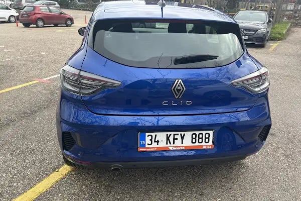 Garenta Bursa Heykel Araç Kiralama - Resim 3