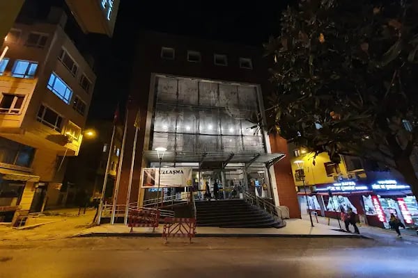 İBB Şehir Tiyatroları Musahipzade Celâl Sahnesi - Resim 9