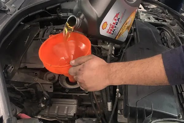 RIFAT OTO (Didim) TAMİR BAKIM OTOMATİK ŞANZIMAN BAKIM VE ONARIM SERVİSİ BMW/AUDİ/WOSVAGE/MERCEDES/SKODA/SEAT/PORCHE/ - Resim 18