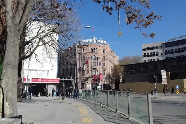 Türkiye İş Bankası Ankara Şubesi - Resim 12