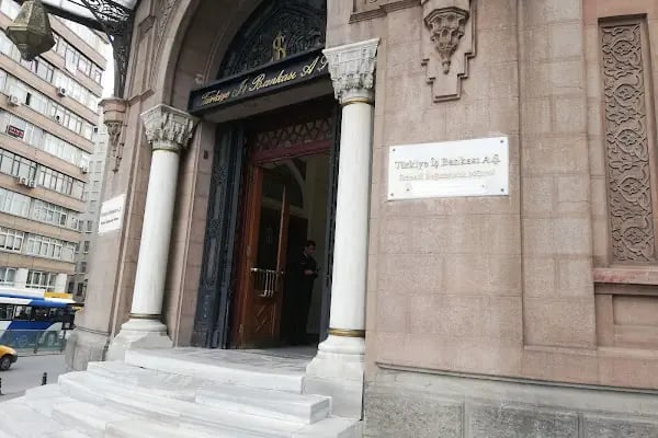 Türkiye İş Bankası Ankara Şubesi - Resim 16
