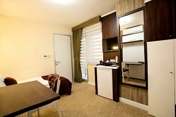 End Glory Hotel - Resim 5