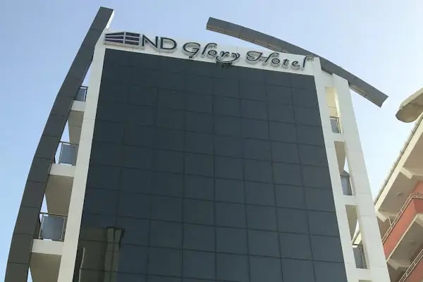End Glory Hotel - Resim 11