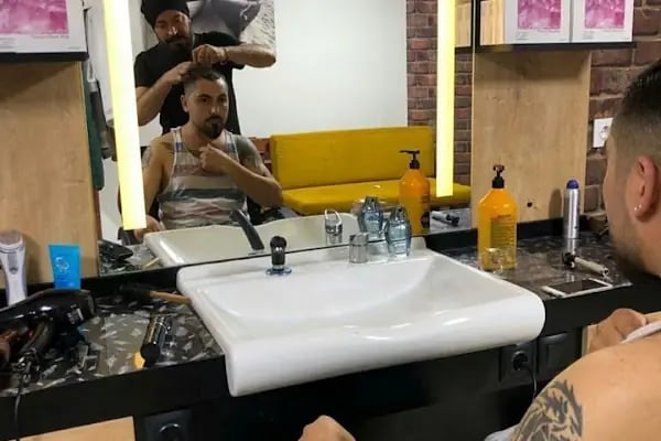 SALON EGEMEN( Salon HAN ) - Resim 6