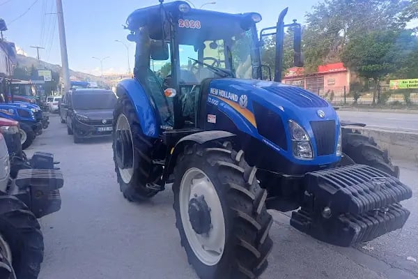 Kubota Traktör Döşemealtı Yetkili Servisi - KALKAY TRAKTÖR - Resim 2