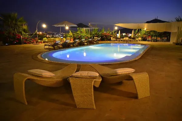Lvzz Hotel - Resim 3