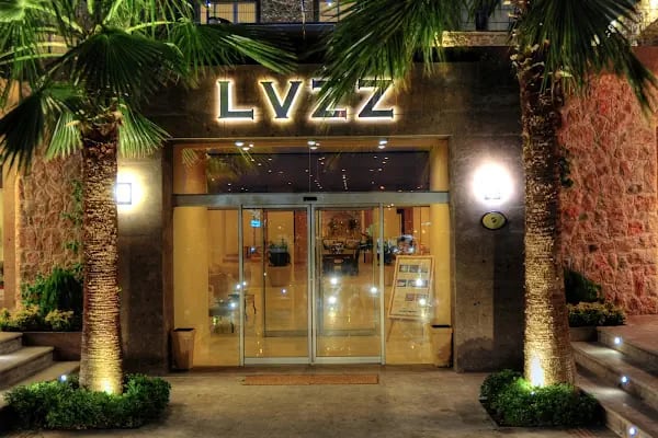 Lvzz Hotel - Resim 5