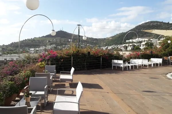 Lvzz Hotel - Resim 16
