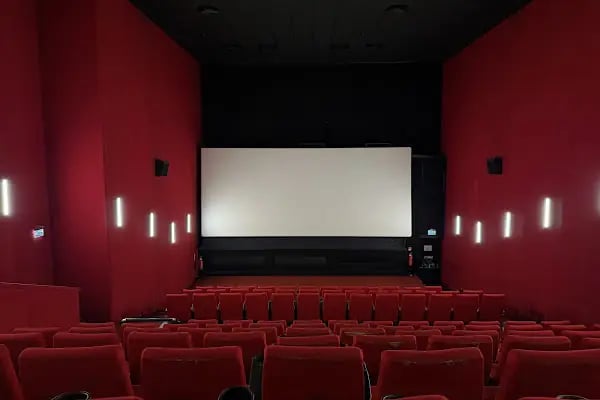Paribu Cineverse İstanbul Cevahir Alışveriş ve Eğlence Merkezi - Resim 2