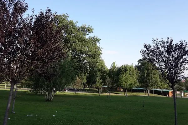 Merinos Atatürk Kongre Kültür Merkezi Doğu Kapısı - Resim 15