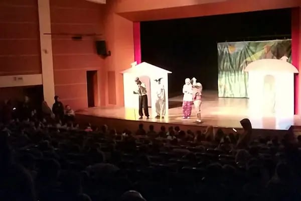 Malatya Devlet Tiyatrosu - Resim 20
