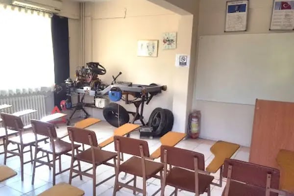 Çağtek Sürücü Kursları - Karesi Şube - Resim 18