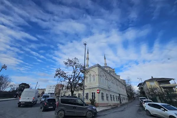 DELİKLİKAYA MERKEZ CAMİİ - Resim 2