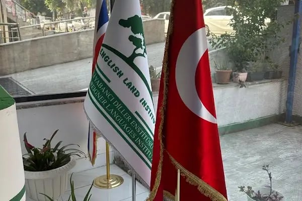 Beylikdüzü English Land Institute Dil kursu - Resim 5