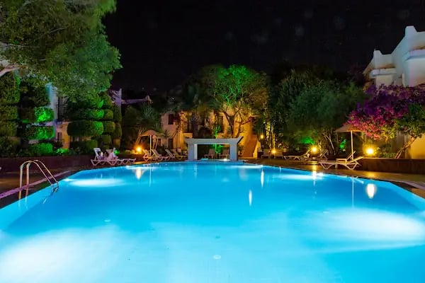 Flora Hotel - Resim 13