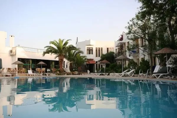 Flora Hotel - Resim 10