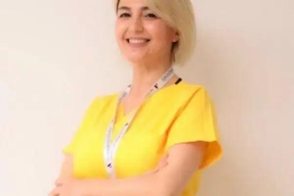 Dr. Fatma Şahin, İç Hastalıkları - Resim 1