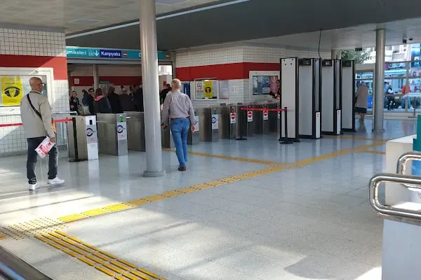 Karşıyaka Tarihi Tren İstasyonu - Resim 20