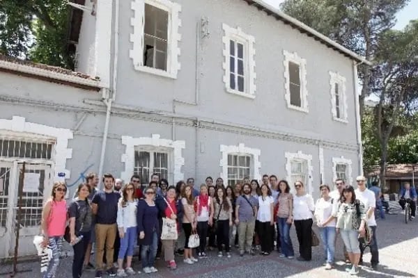 Karşıyaka Tarihi Tren İstasyonu - Resim 12