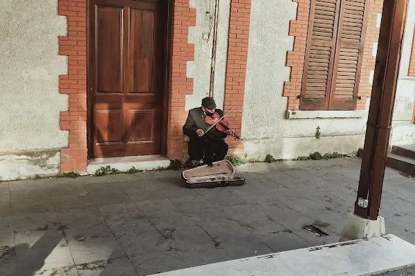 Karşıyaka Tarihi Tren İstasyonu - Resim 6