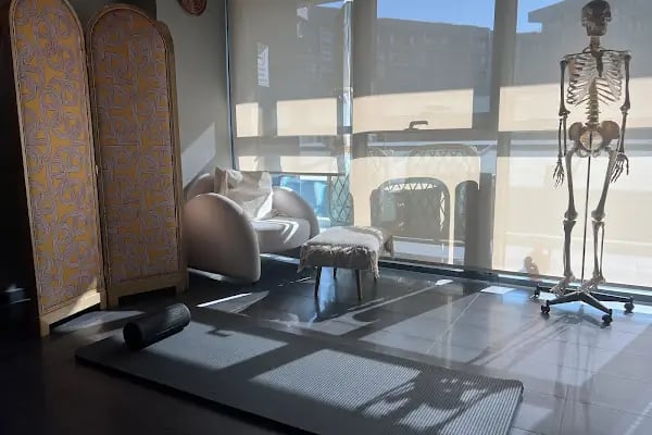 Bornova Reformer Pilates Stüdyo Yağmur Akdemir - Resim 10