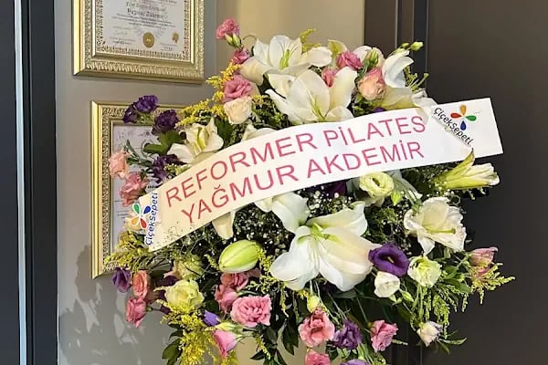 Bornova Reformer Pilates Stüdyo Yağmur Akdemir - Resim 17