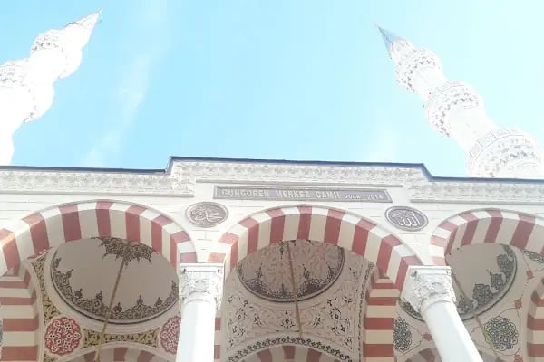 Güngören Merkez Camii - Resim 12