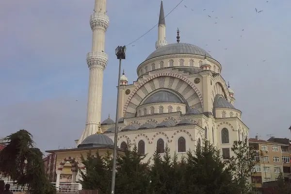 Güngören Merkez Camii - Resim 1