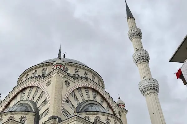 Güngören Merkez Camii - Resim 3