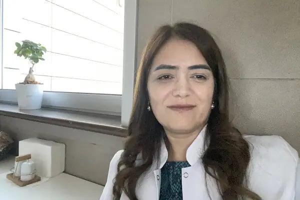 Doç. Dr. Esra Ayhan Tuzcu, Göz Hastalıkları - Resim 2