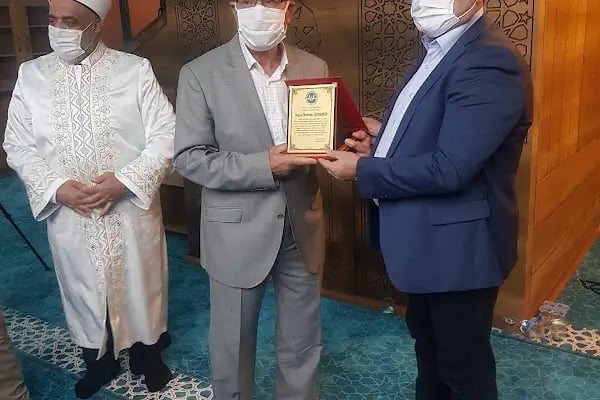 Emel-İbrahim Özdemir Camii - Resim 12