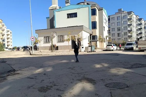 Emel-İbrahim Özdemir Camii - Resim 15