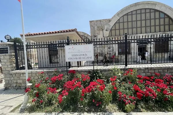 St. Philippe Martyrion - Resim 1