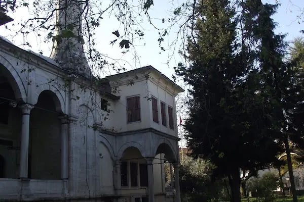 İbrahim Hakkı Konyalı Kütüphanesi Ve Arşivi - Resim 14