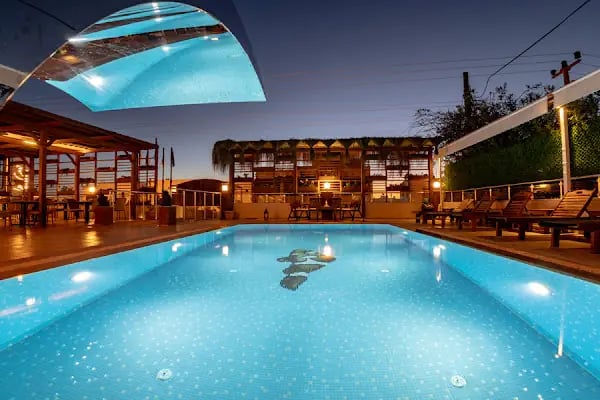 West Coast Boutique Hotel - Resim 3