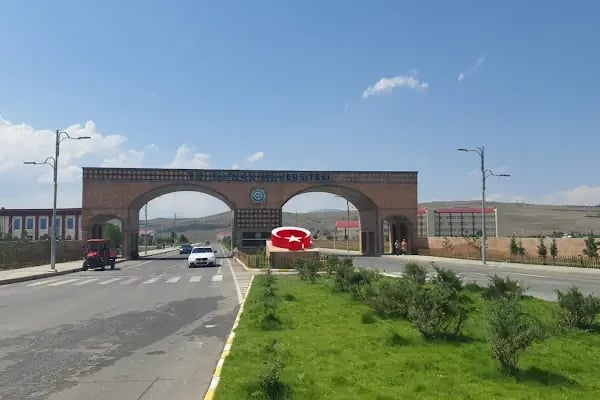 Kafkas Üniversitesi Sağlık Araştırma ve Uygulama Merkezi - Resim 2