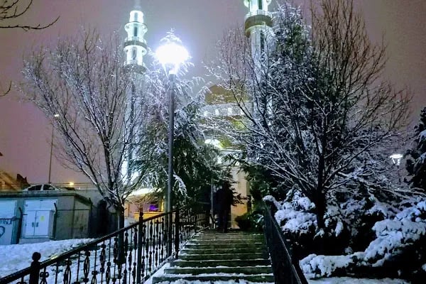 Güneşevler Merkez Camii - Resim 17
