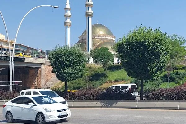 Güneşevler Merkez Camii - Resim 20