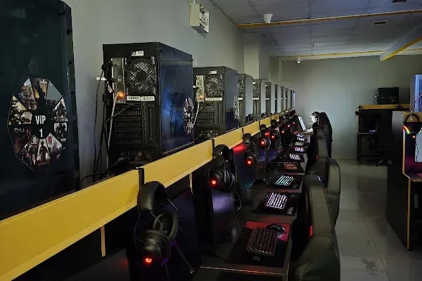 Akvaryum İnternet Cafe - Resim 3