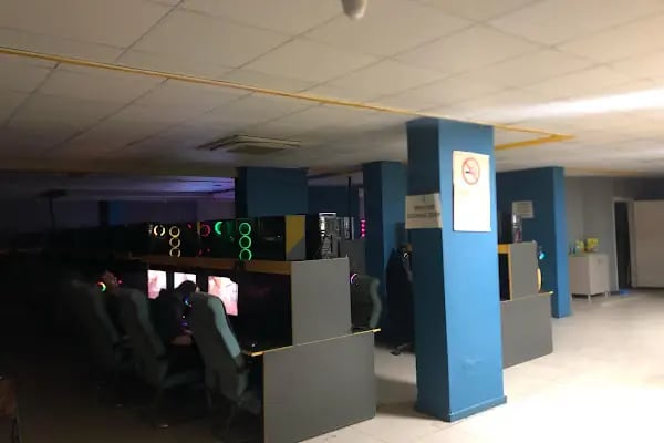 Akvaryum İnternet Cafe - Resim 2