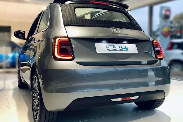 Enriko Aliberti Bergama Fiat Bayi - Resim 6