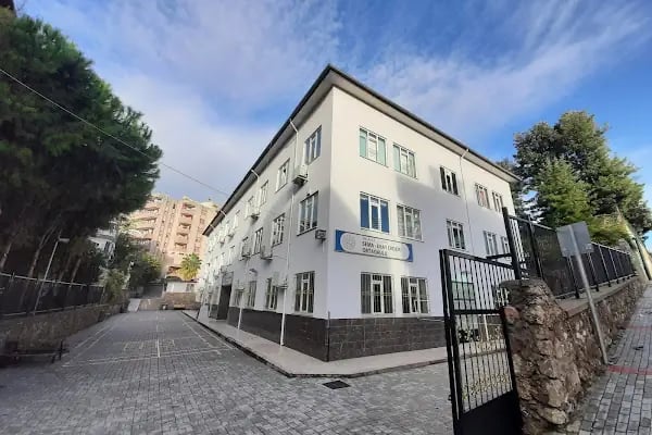 Sema Eray Erdem Ortaokulu - Resim 3