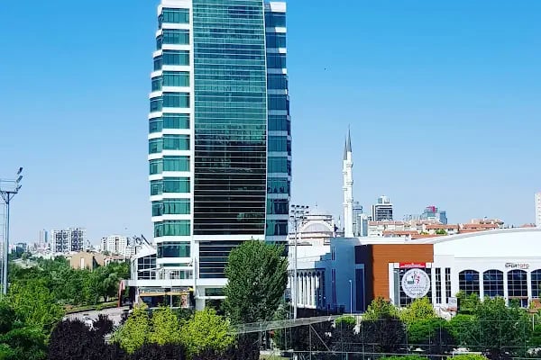 Angora Dil Eğitim - İsmail Turasan - KORU şube - Resim 2