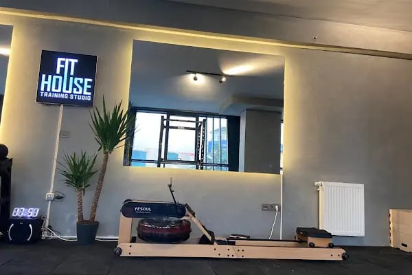 Fit House Training Studio - Resim 19