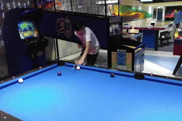 Seaside Bowling - Resim 6