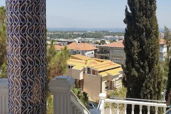 Niyazi Uğur Eğitim Ve Kültür Vakfı - Resim 2