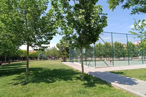 Altındağ Belediyesi Güneşevler Parkı - Resim 3