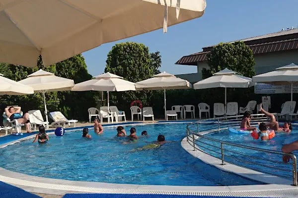 Büyükada Su Sporları Kulübü Yüzme Havuzu - Resim 19