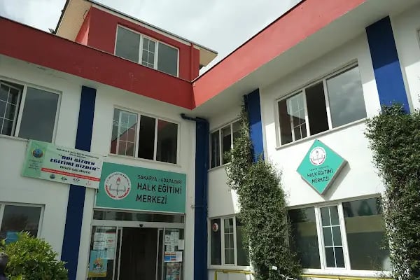Adapazarı Halk Eğitimi Merkezi - Resim 1