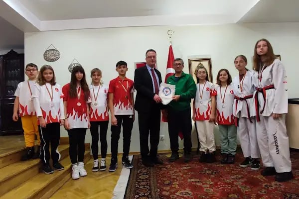 BALKAN OLİMPİK SPOR KULÜBÜ - Resim 5